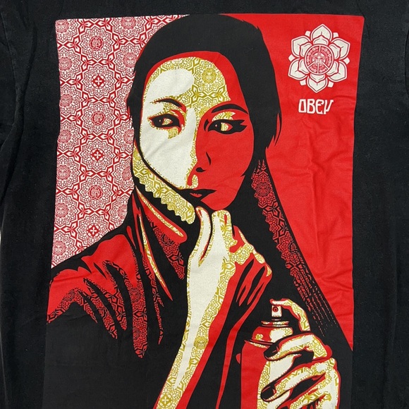 1576 mens obey shirt - Picture 2 of 5